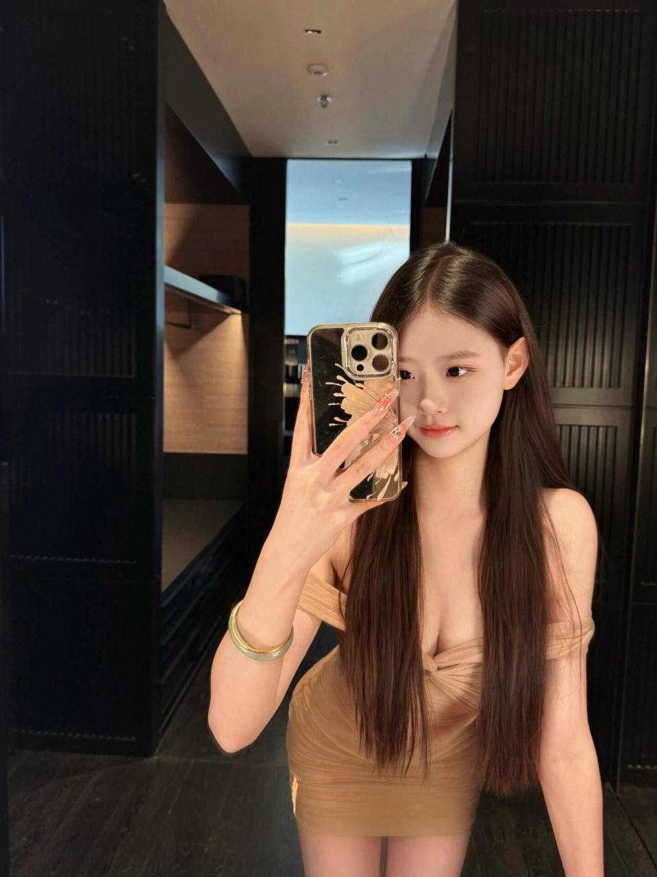 爱撒娇小女友Megan