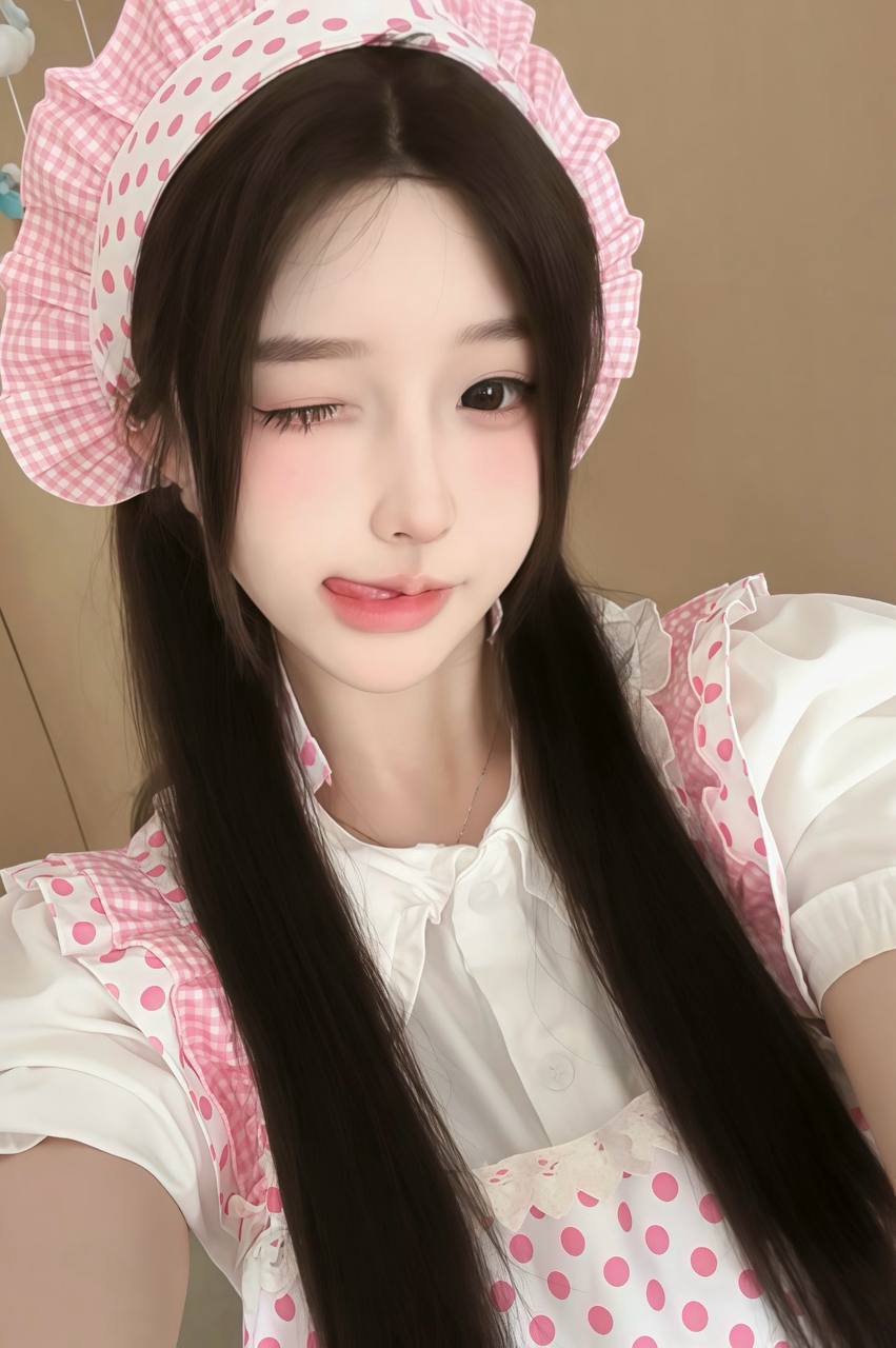 制服小可爱Elvory