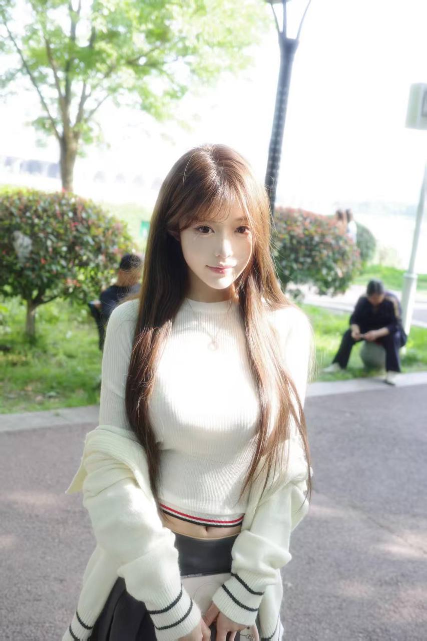 甜美长发妹妹珍珍