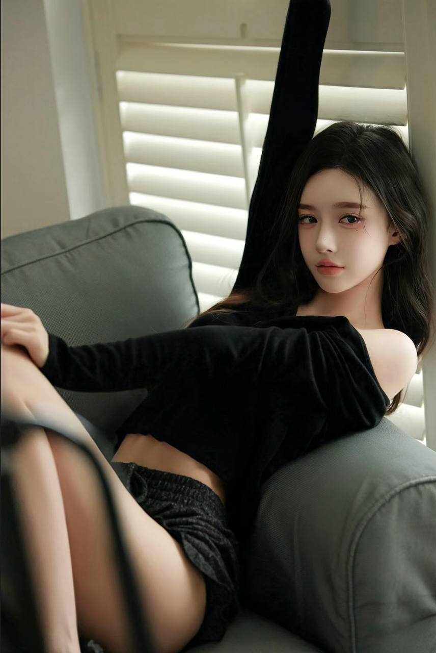 签约时尚模特Cynthia