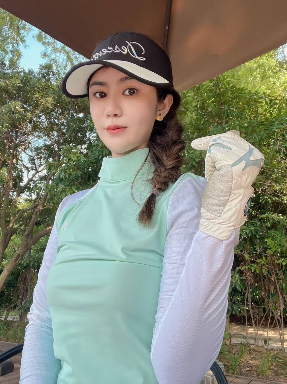 轻熟优雅气质少妇Marissa