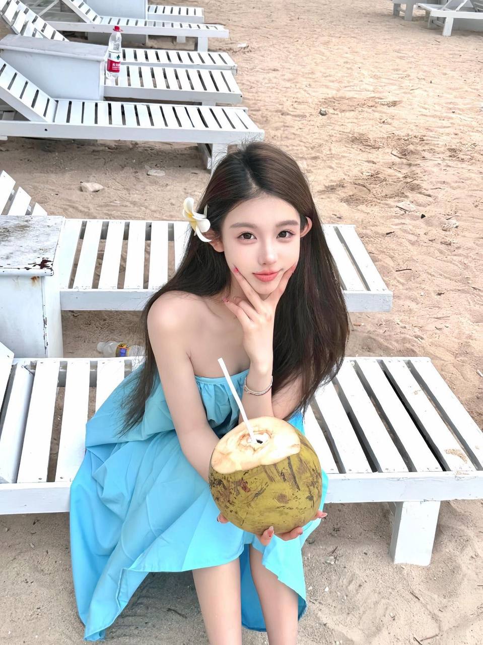 Ins颜值网红米娜