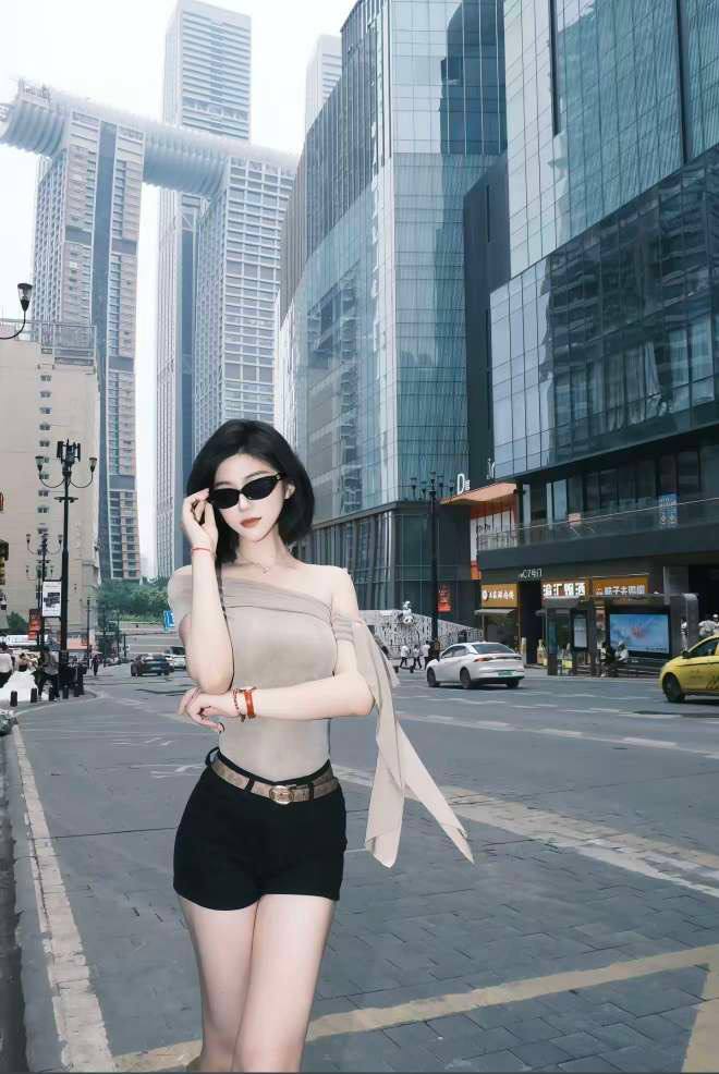 短发甜酷辣妹时涵