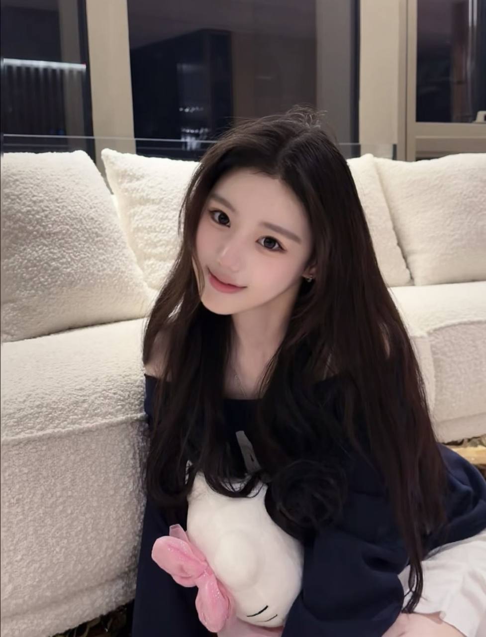 甜美自然女友心心
