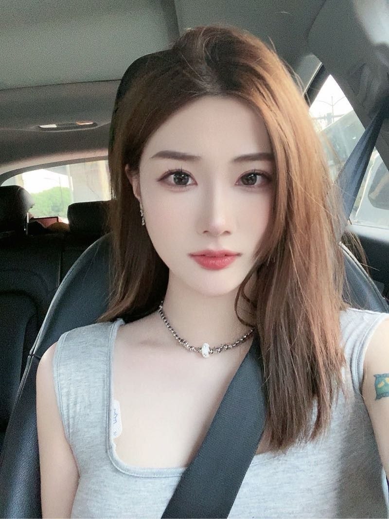 大学毕业巨乳妹Celia