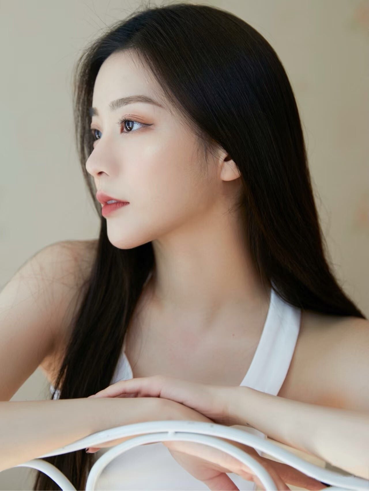 时尚杂志Model婧雯