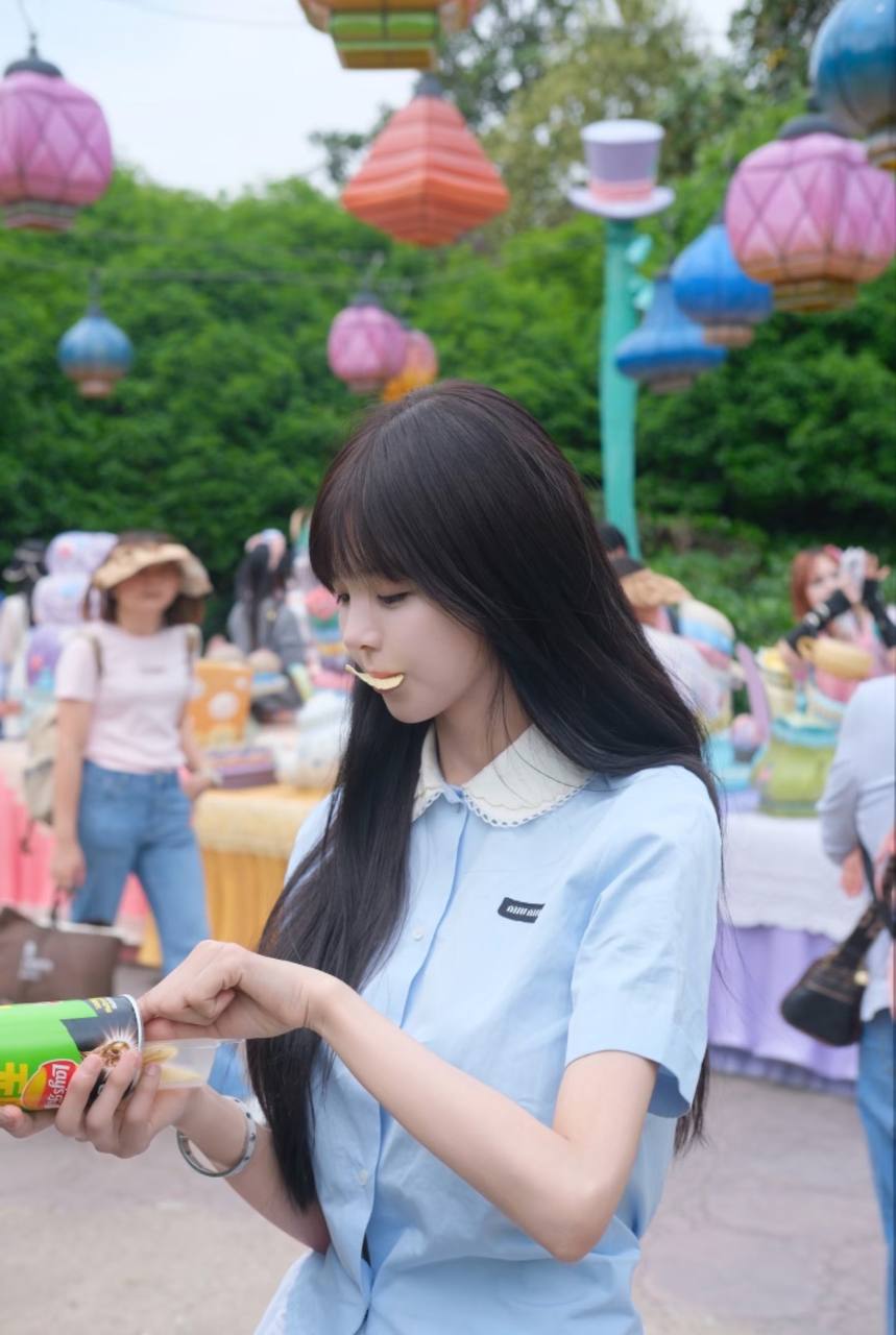 清甜温柔在校生Valerie