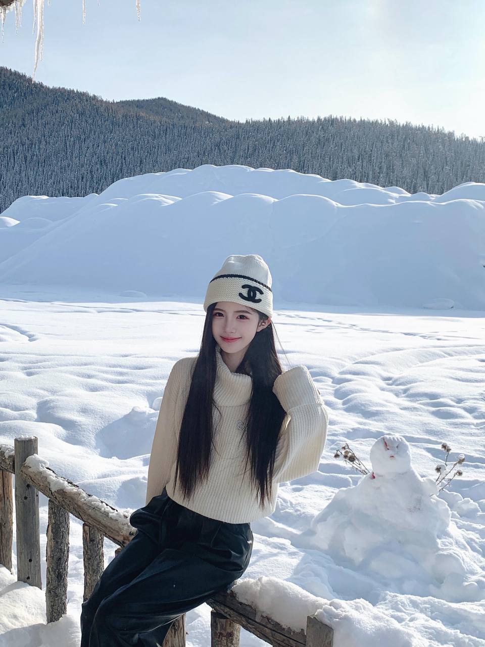 爱撒娇女友颂伊