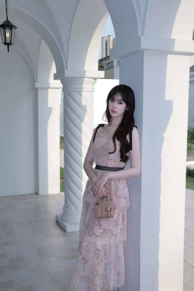 高挑修长美腿琦妍