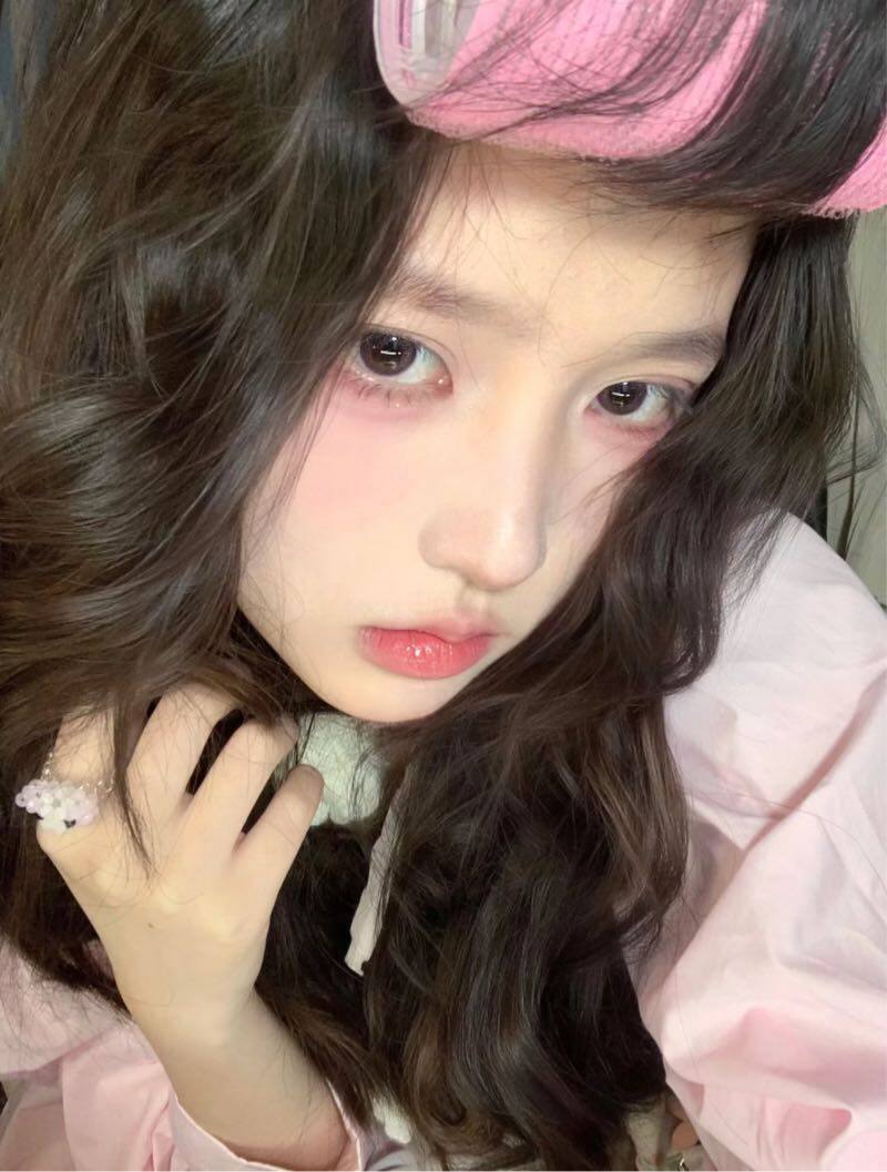 甜美嗲感妹妹Valerie
