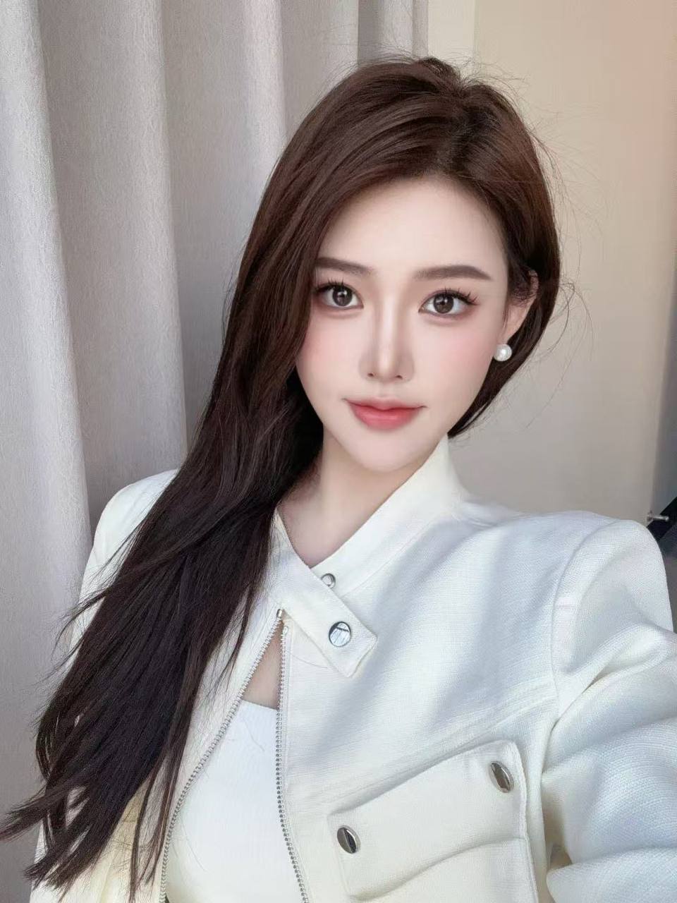 长直美腿御姐晴岚