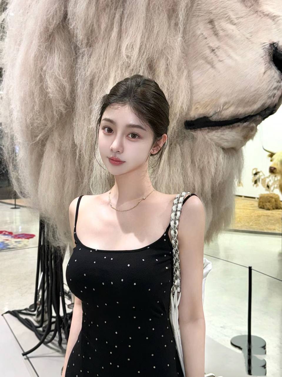 猫系甜妹Camille