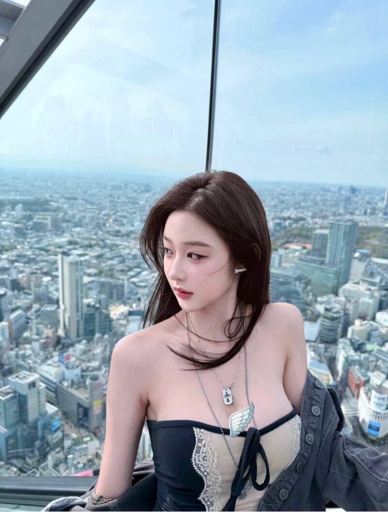 风骚无比小辣妹麦麦