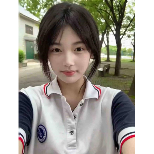 清纯女友白月光阿绮