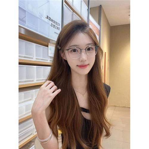 大学校花Astrid