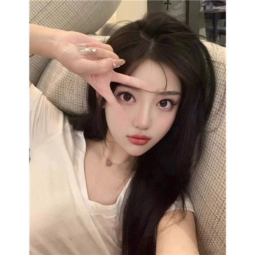 表演系学生kiki