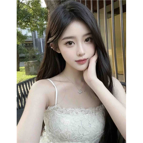 甜美风女友瑞琳