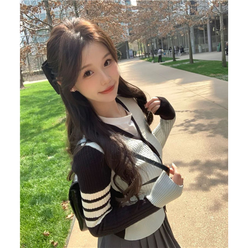 身材曼妙少女颖冉