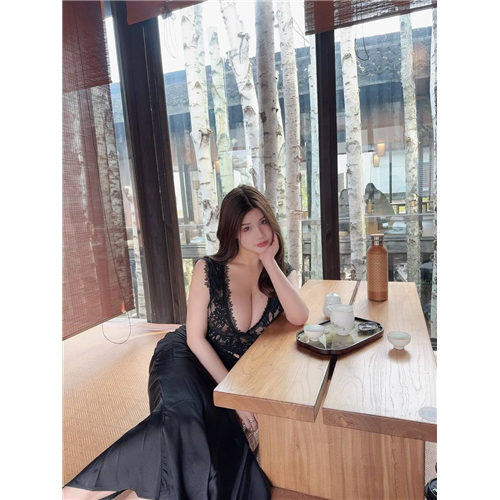 G奶气质辣妹Bravi