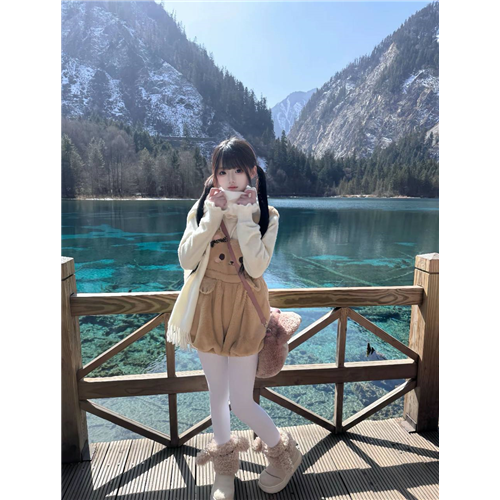 白虎萝莉珂琳