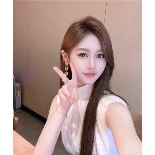 高端时装女神思安