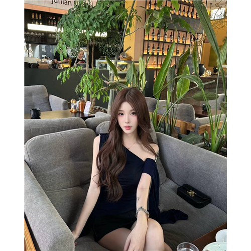 高挑气质女友小椰