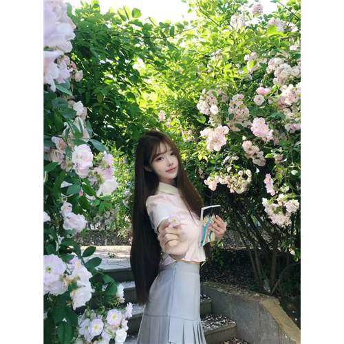 甜美长发妹妹珍珍